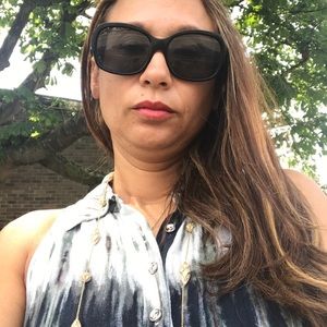 Meet your Posher, Sonia